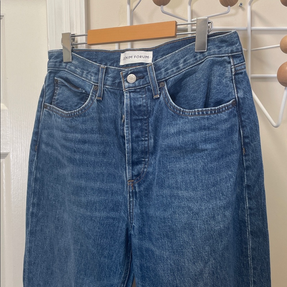Aritzia - The Nina Stovepipe Highrise Tapered Organic Denim Jeans Blue 30 x 31 - Picture 3 of 14